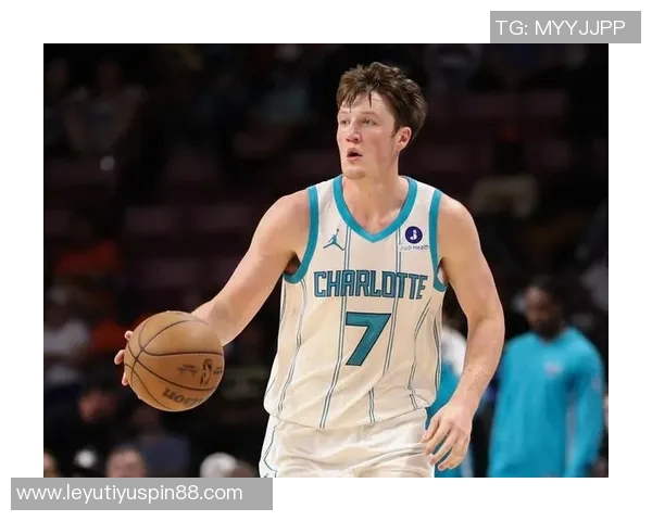 克尼佩尔表现起伏不定10投仅中3收获8分4板3助2帽并有5次失误 克尼佩尔表现起伏不定10投仅中3收获8分4板3助2帽并有5次失误